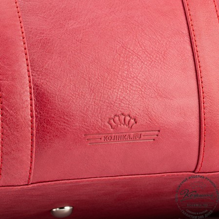 Кожаная дорожно-спортивная сумка Англия (красная)