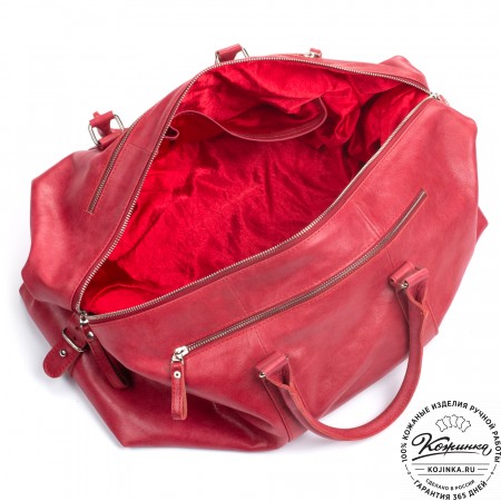 Кожаная дорожно-спортивная сумка Англия (красная)