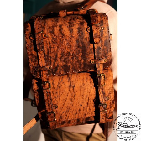 Мужской кожаный рюкзак "Легион" (коричневый)