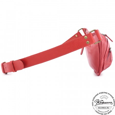  Кожаная сумка на пояс "Рики" (красная)